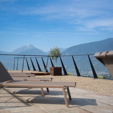 Oliven- & Genusshotel Hirzer Schenna Ngoại thất bức ảnh