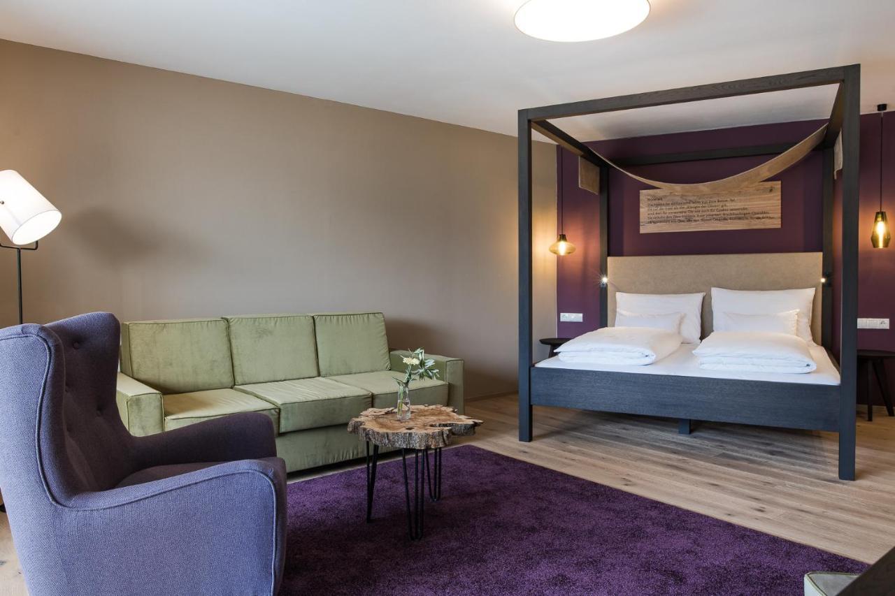 Oliven- & Genusshotel Hirzer Schenna Ngoại thất bức ảnh