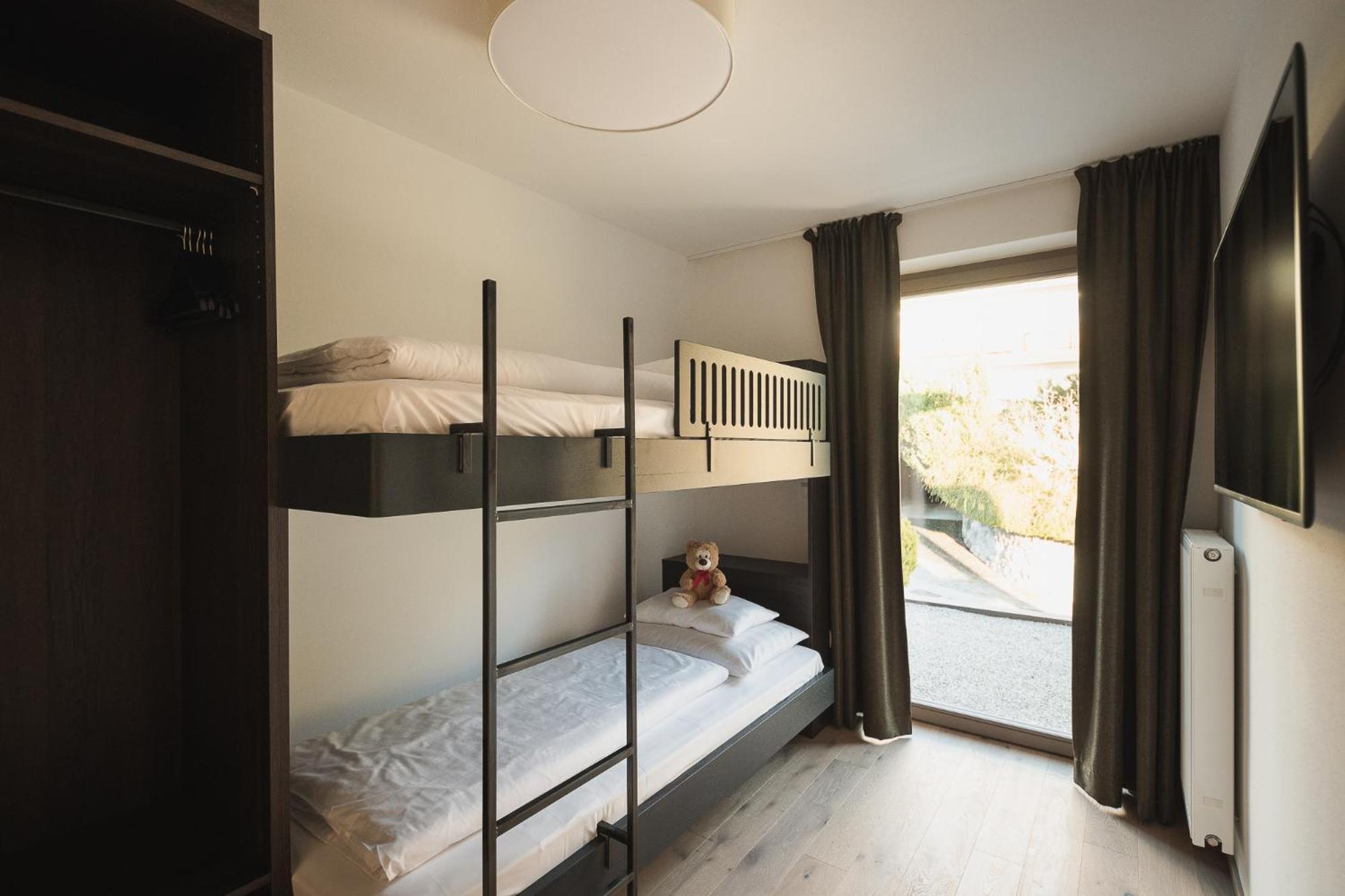 Oliven- & Genusshotel Hirzer Schenna Phòng bức ảnh